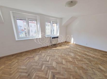 Pronájem bytu, 1+1, 42 m²