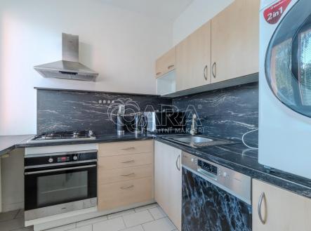 Pronájem bytu, 2+1, 37 m² obrázek