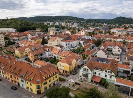 Pronájem obchodní prostory, 28 m²