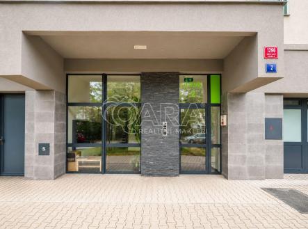 Pronájem bytu, 2+kk, 43 m²