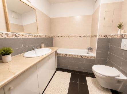 Pronájem bytu, 2+kk, 60 m²
