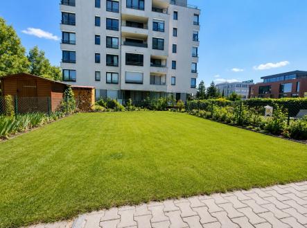 Pronájem bytu, 2+kk, 60 m²