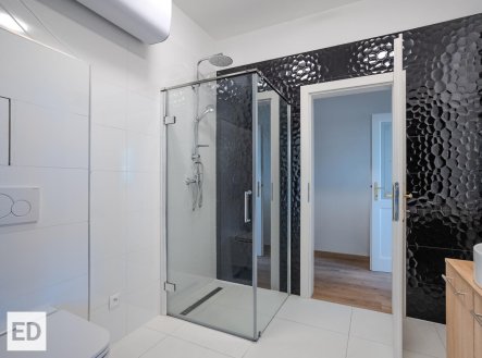 Prodej prostorného bytu 2+1, 69,17 m², po pečlivé rekonstrukci