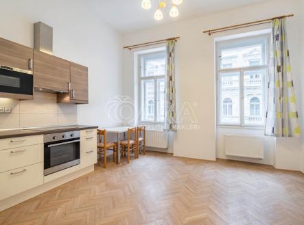 Pronájem bytu, 3+kk, 77 m²