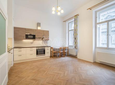 Pronájem bytu, 3+kk, 77 m²