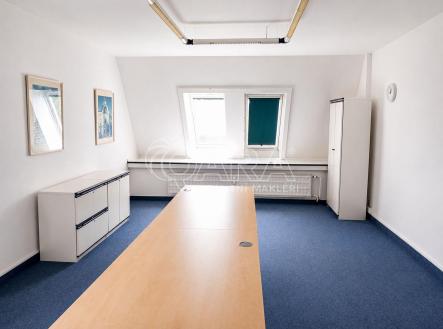 Pronájem kanceláře, 29 m²