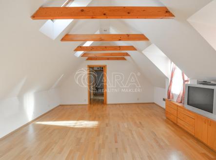 Pronájem bytu, 4+1, 136 m²