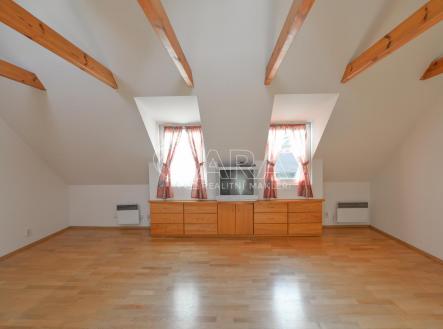 Pronájem bytu, 4+1, 136 m²