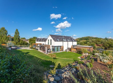 Rodinný dům 5+kk, Kamenice - Praha východ, pozemek 838m²