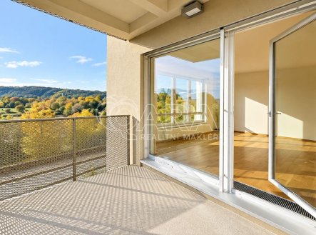 Pronájem bytu, 3+kk, 94 m²