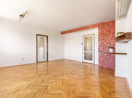 Prostorný byt 3+1 o výměře 94 m² s výhledem na Prahu
