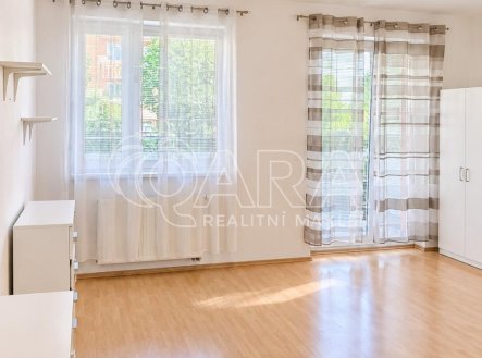 Prodej bytu, 1+kk, 35 m², Praha – náhled fotky 3