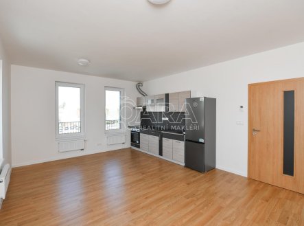 Pronájem bytu, 1+kk, 38 m², Benešov – náhled fotky 3