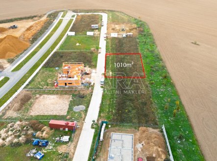Prodej pozemku pro bydlení, 1 010 m²