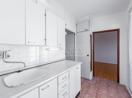 Pronájem bytu, 1+1, 37 m²
