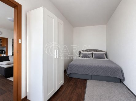 Pronájem bytu, 2+1, 44 m²