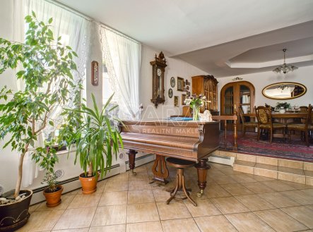 Prodej domu/vily, 298 m²