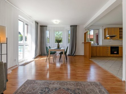 Prodej domu/vily, 202 m²