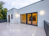 Pronájem bytu, 4+kk, 131 m²