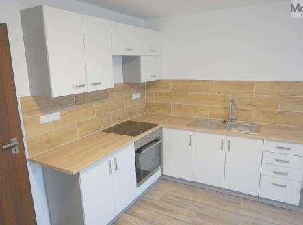 Pronájem bytu, 3+kk, 64 m²