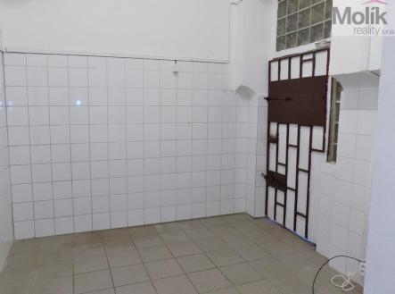 Pronájem obchodní prostor, 68 m²