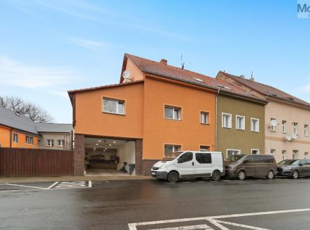 Prodej - dům/vila, 180 m²