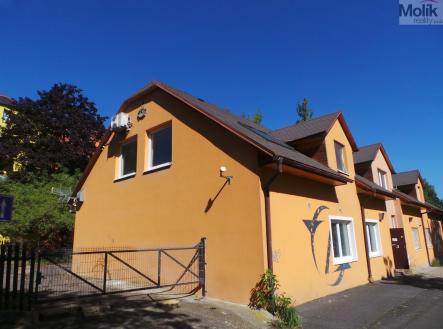 Pronájem restaurace, 666 m²