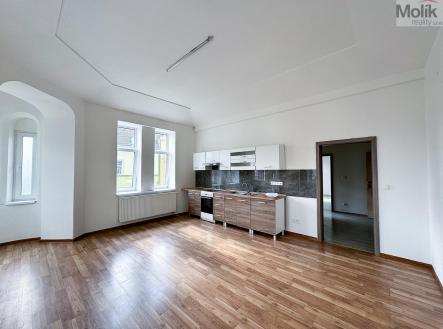 Pronájem bytu, 3+kk, 79 m²