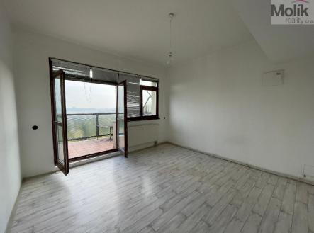 Pronájem bytu, 1+kk, 27 m² obrázek