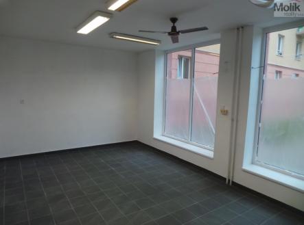 Pronájem obchodní prostor, 55 m²