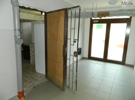 Pronájem skladovací prostor, 16 m²