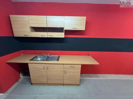 Pronájem obchodní prostor, 75 m²