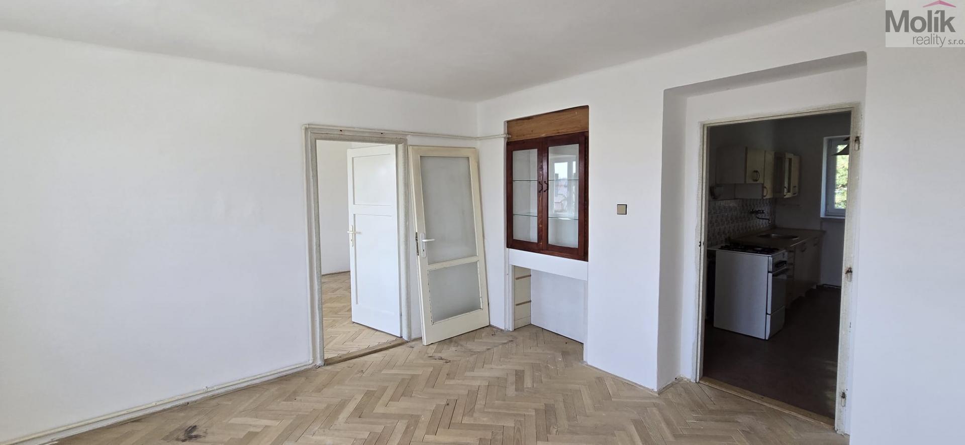 WhatsApp Image 2025-08-14 at 10.12.07 (1).jpeg