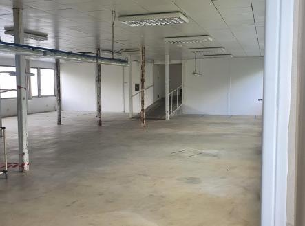 Pronájem komerčního objektu, jiný, 455 m²