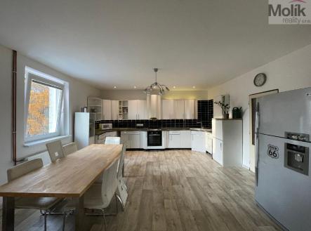 Prodej domu/vily, 180 m²