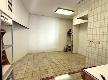 Pronájem obchodní prostor, 100 m²