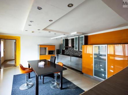 Prodej domu/vily, 758 m²