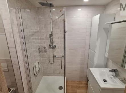 Prodej bytu, 4+1, 85 m²