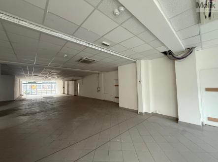 Pronájem obchodní prostor, 204 m²