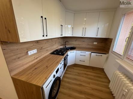 Pronájem bytu, 3+1, 72 m²