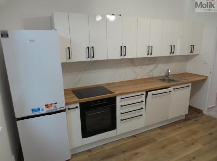 Pronájem bytu, 2+1, 56 m²