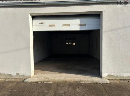 Pronájem skladu, 250 m²