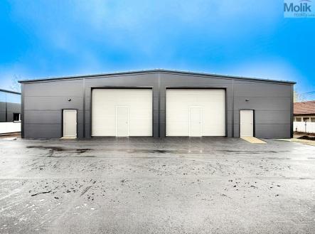 Pronájem skladovací prostor, 500 m²