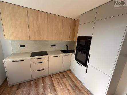 WhatsApp Image 2026-03-08 at 19.27.09 (11).jpeg