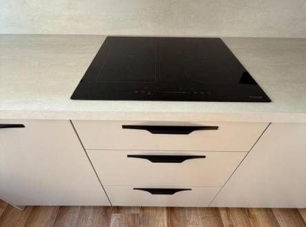 WhatsApp Image 2026-03-08 at 19.27.09 (14).jpeg