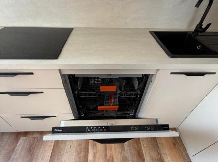 WhatsApp Image 2026-03-08 at 19.27.09 (15).jpeg