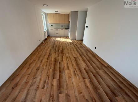 WhatsApp Image 2026-03-08 at 19.27.09 (18).jpeg