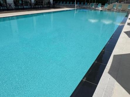 Prodej hotel, 3 371 m²