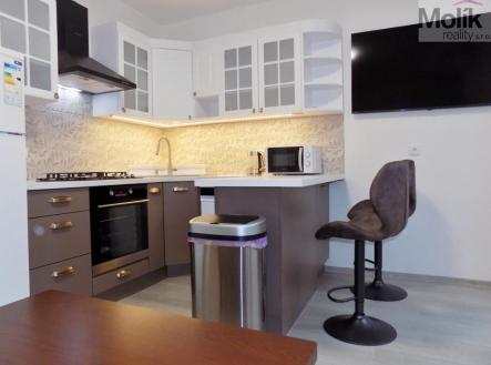 Pronájem bytu, 2+1, 53 m²