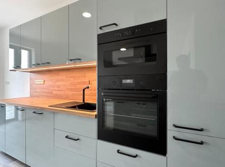 Pronájem domu/vily, 114 m²